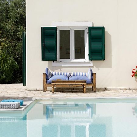 Villa Melissonia Agios Stefanos  Eksteriør billede