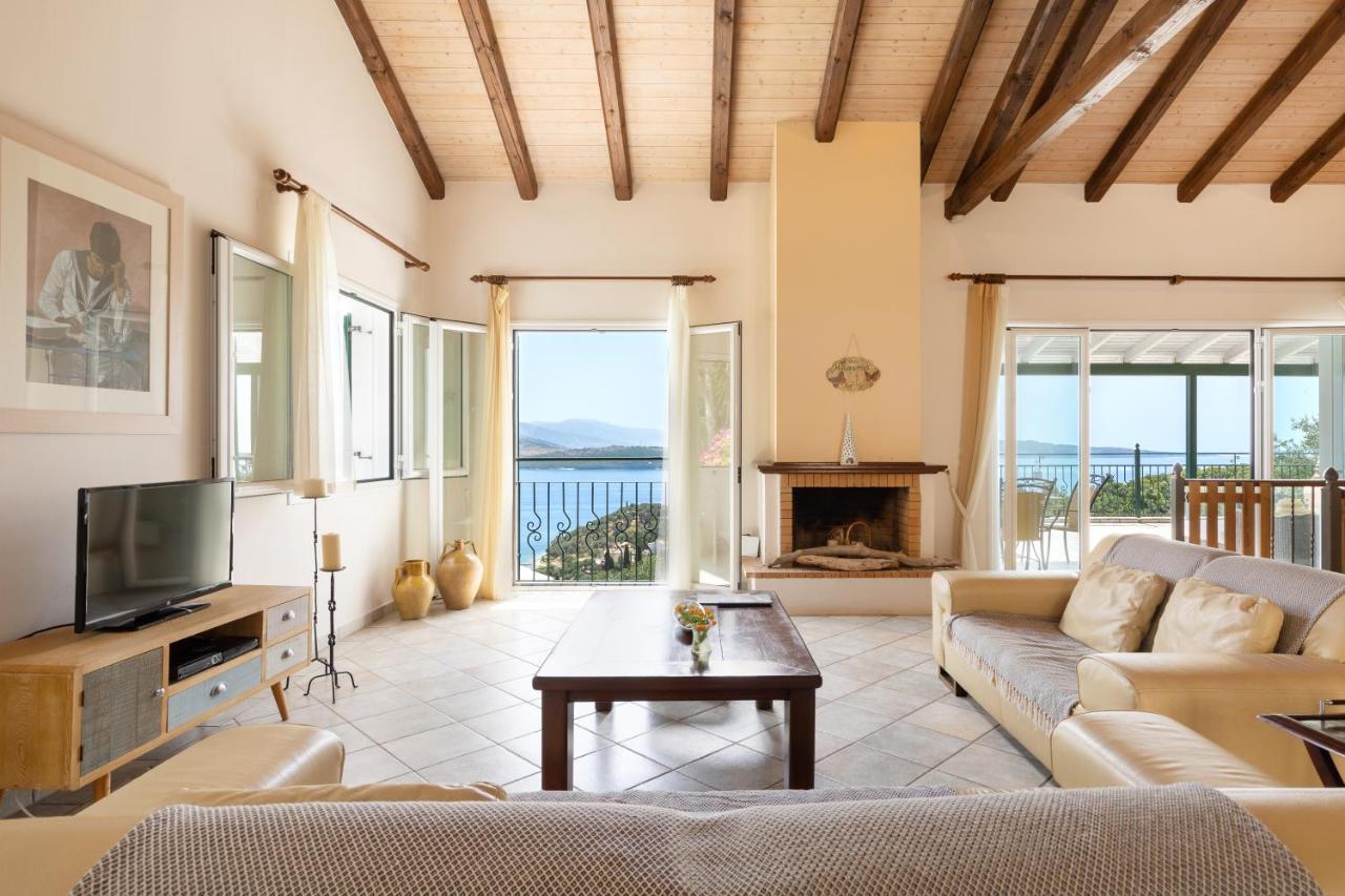 Villa Melissonia Agios Stefanos  Eksteriør billede